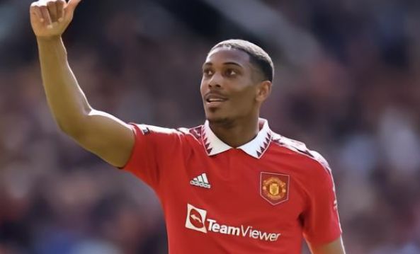 与大连英博 与大连英博