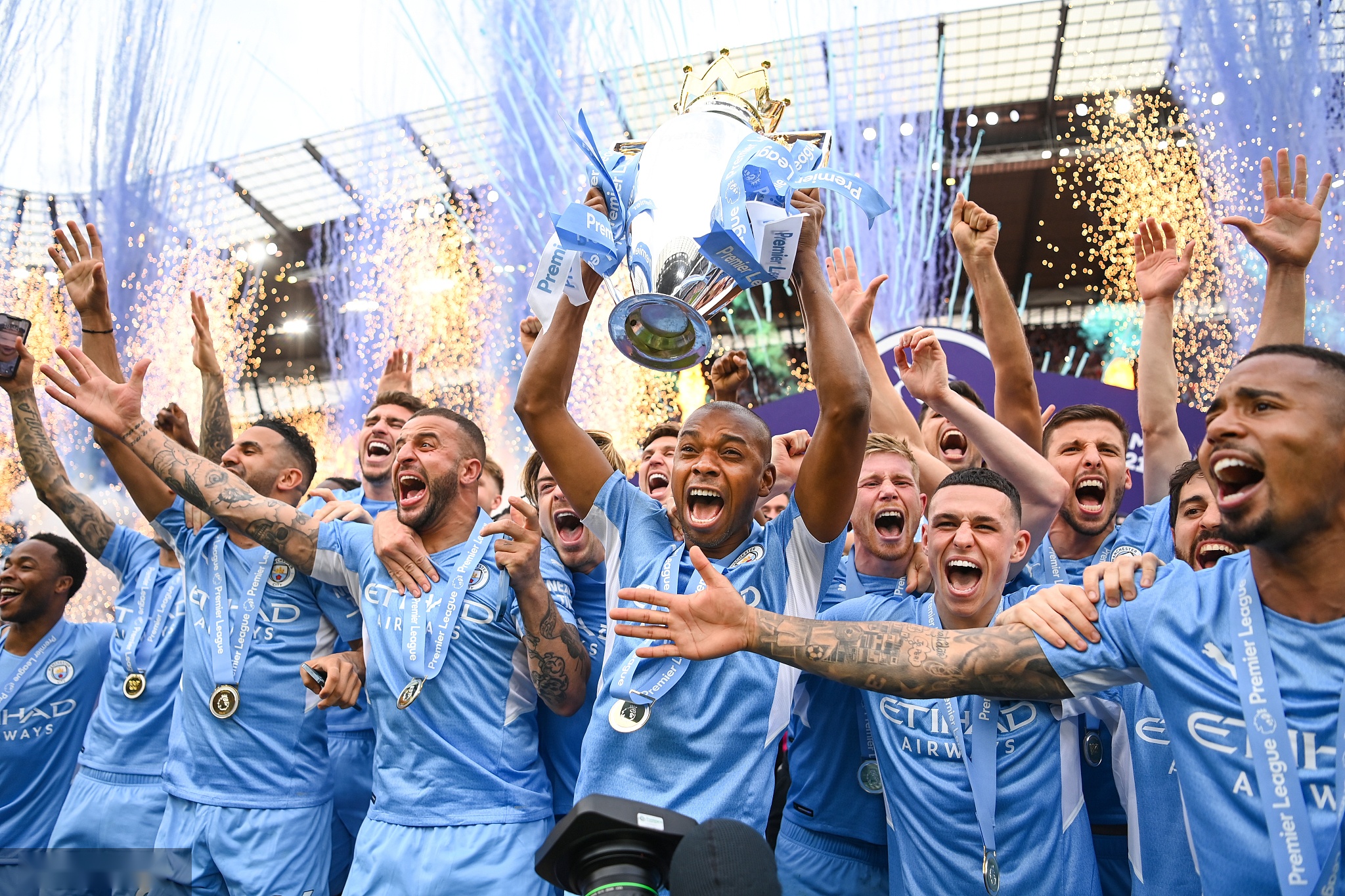 表现低迷 表现低迷